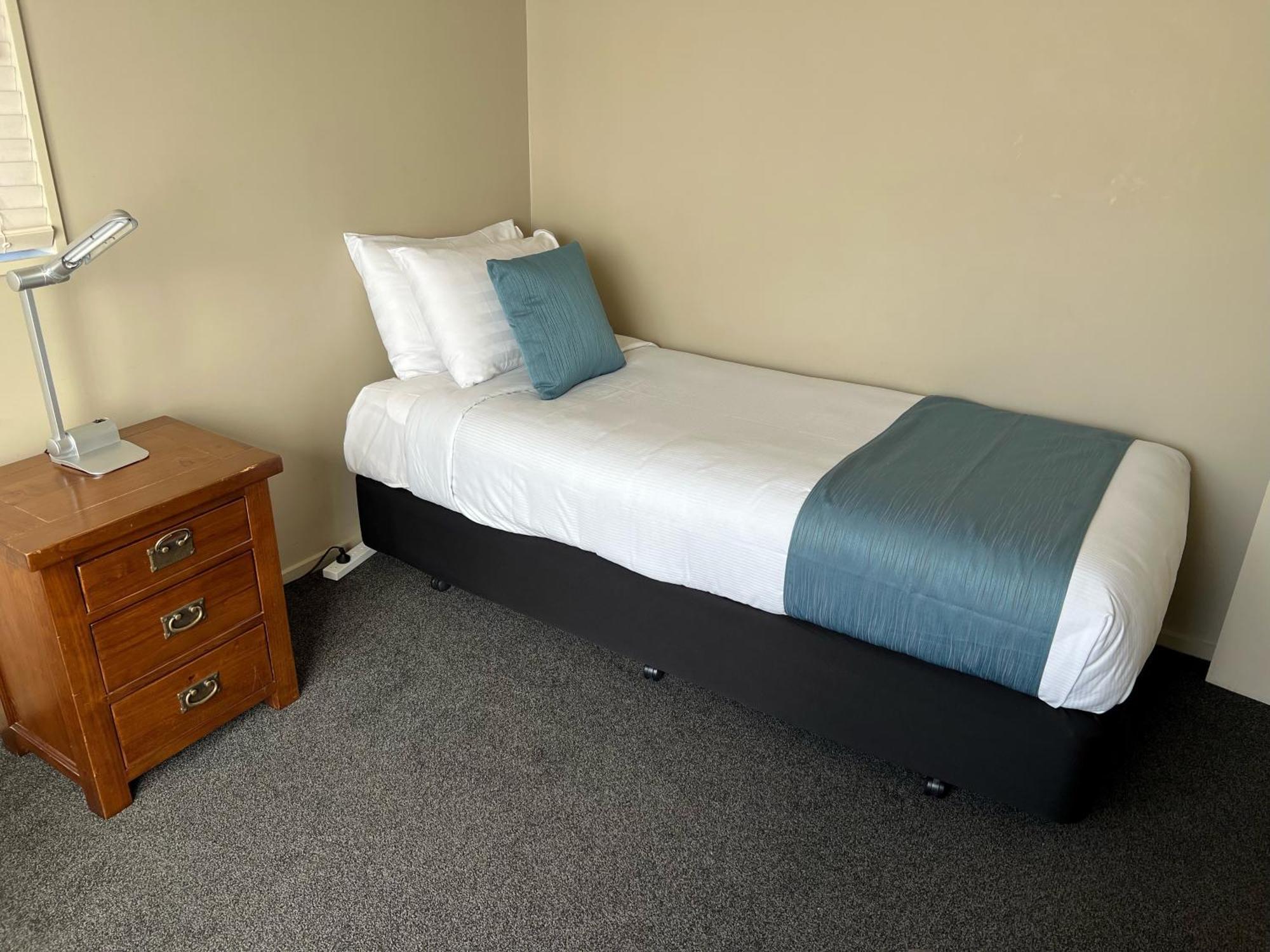 Airport Christchurch Motel Екстер'єр фото
