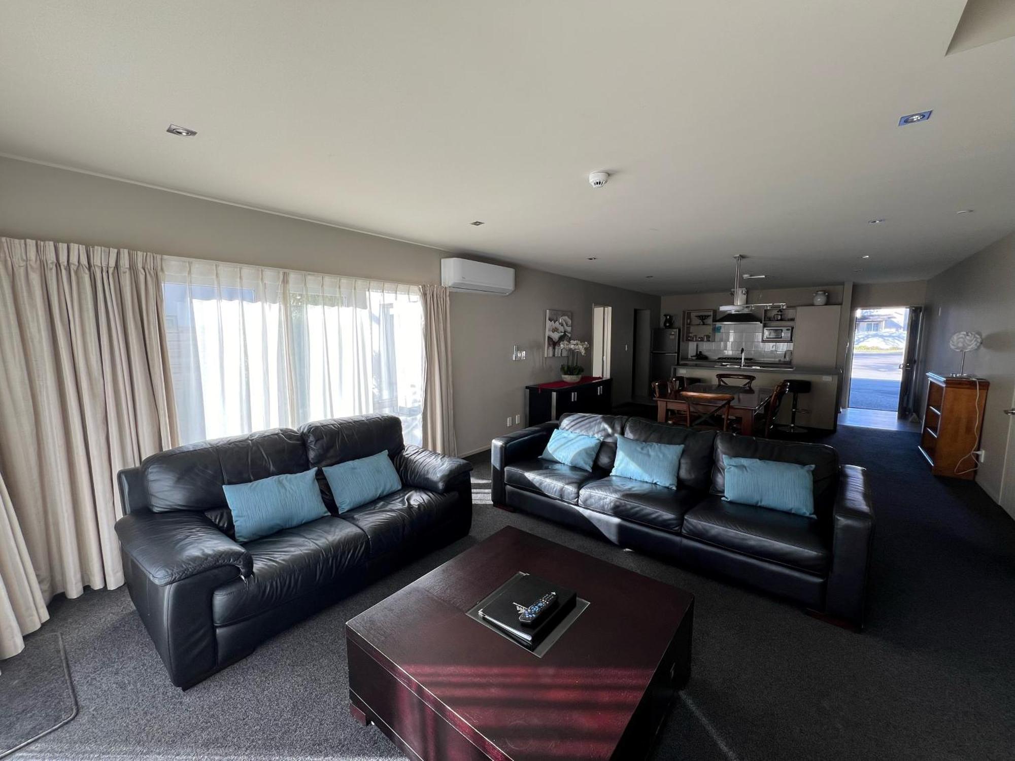 Airport Christchurch Motel Екстер'єр фото