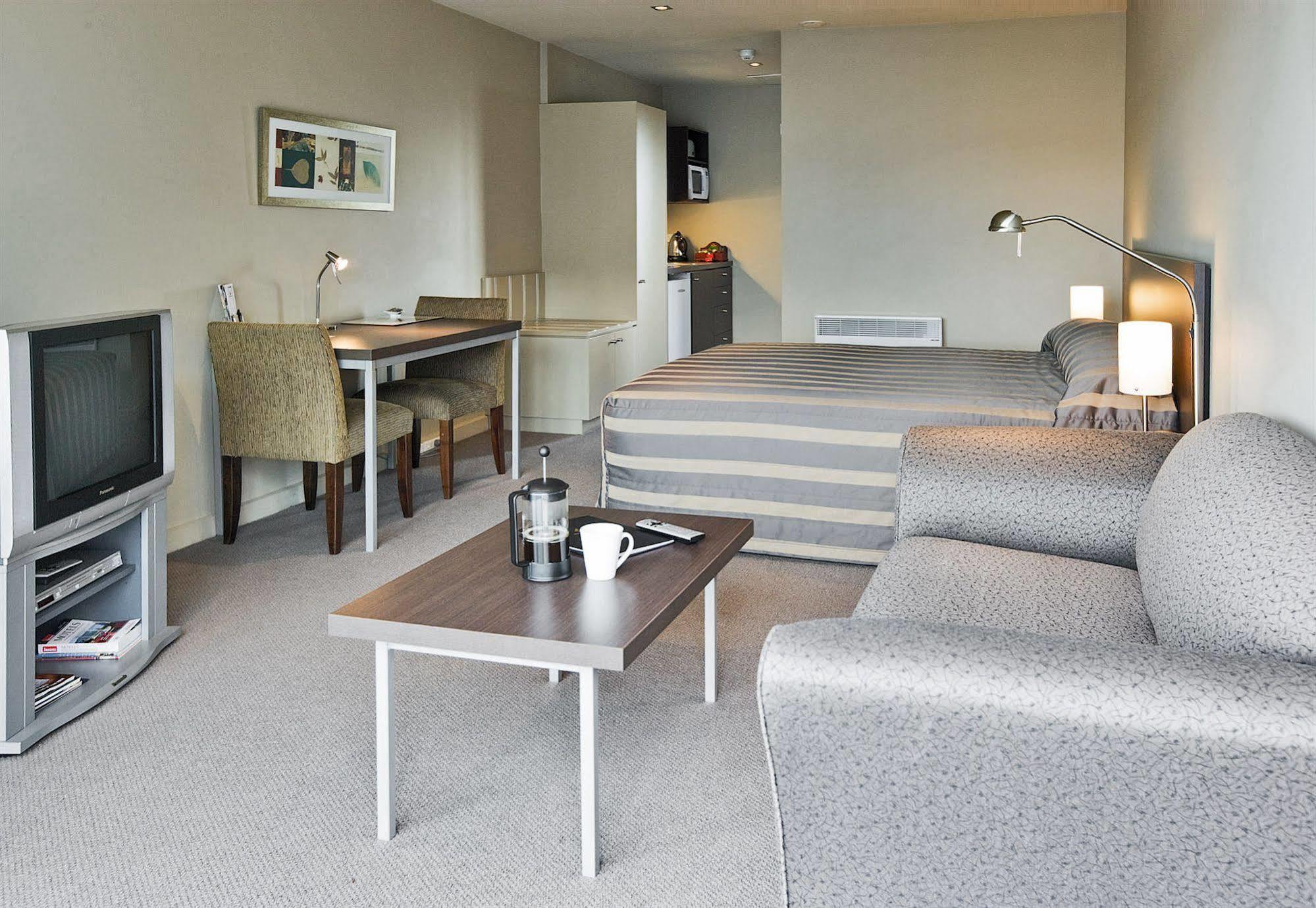 Airport Christchurch Motel Екстер'єр фото