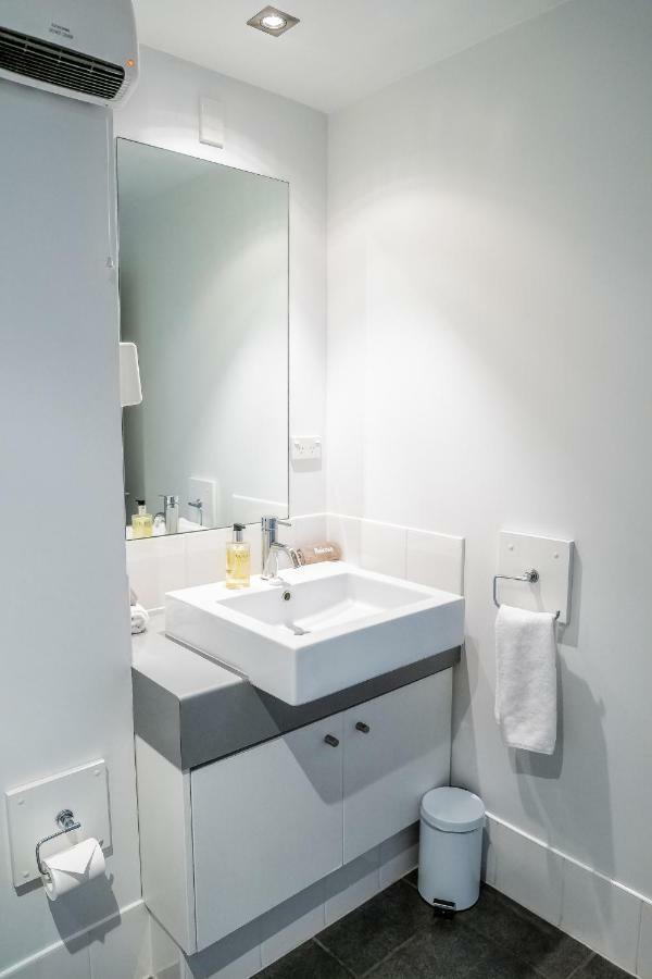 Airport Christchurch Motel Екстер'єр фото