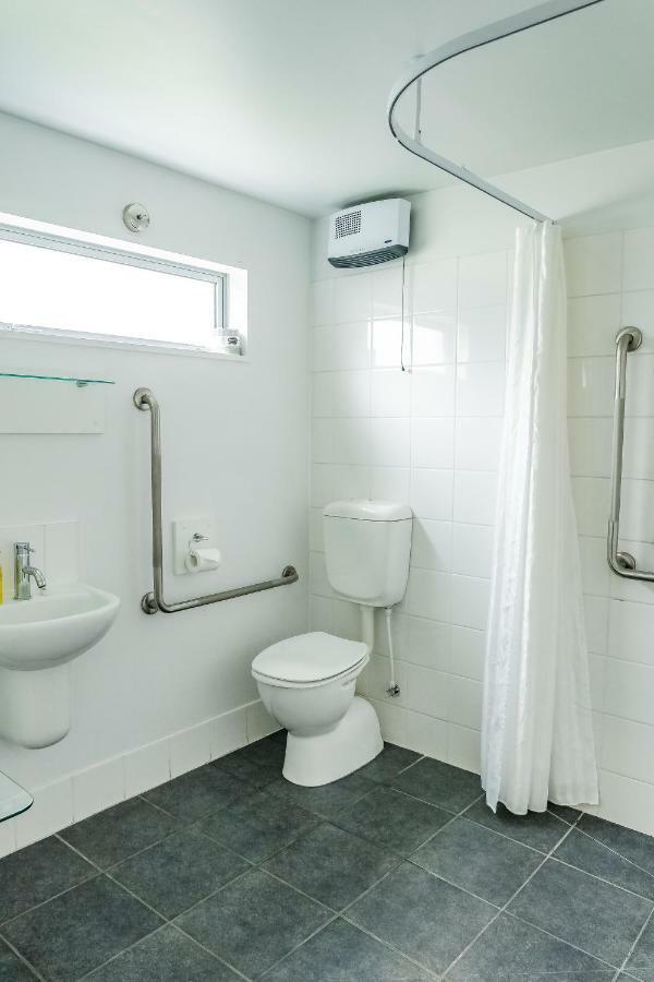 Airport Christchurch Motel Екстер'єр фото
